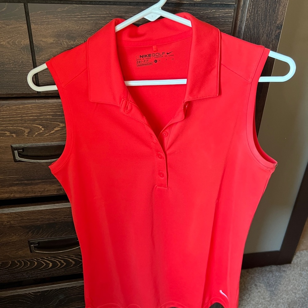 2 Nike Women's Golf Polos